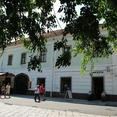 Apartment Dobo Teri