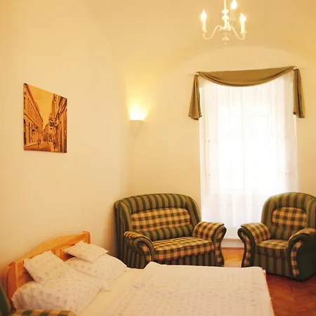 Apartment Dobo Teri Eger