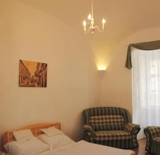 Dobo Teri Έγκερ