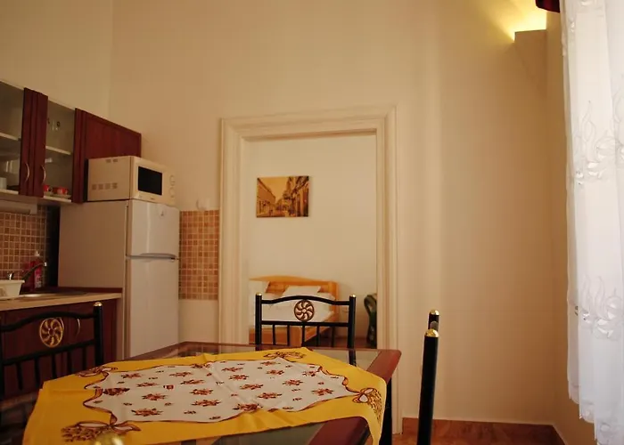 Διαμέρισμα Dobo Teri Έγκερ